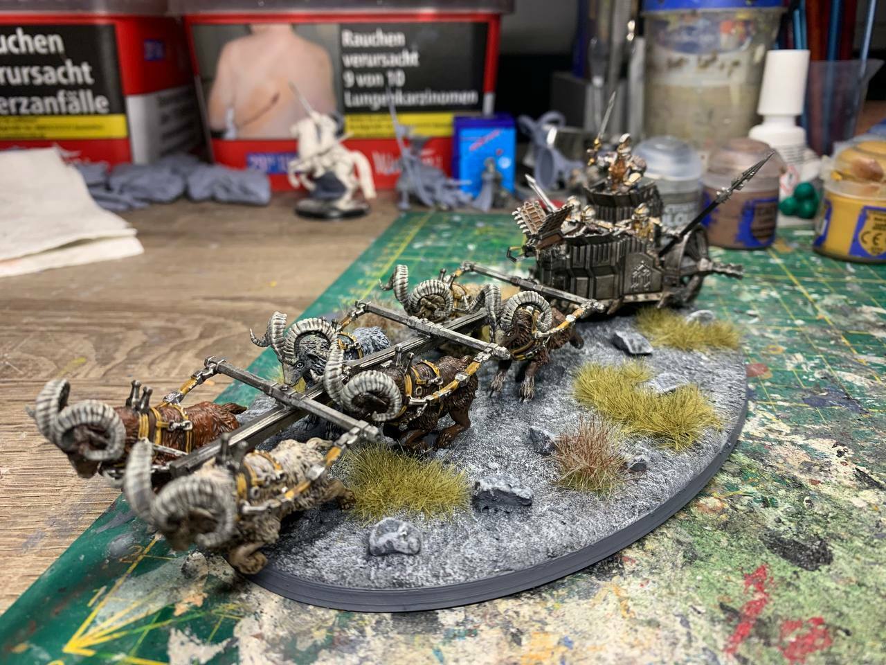 Miniatura Carro de Guerra Enano de las Colinas de Hierro Colinas de Hierro resina 32mm - Drakholm