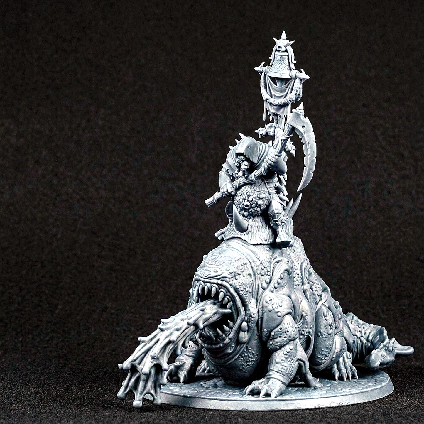 Miniatura Hechicero de la Plaga sobre Horror de la Enfermedad Reinos del Caos resina 32mm sin pintar - Drakholm