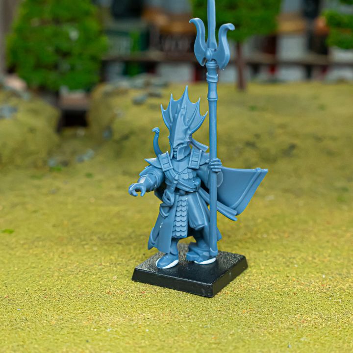 Miniatura Señor del Mar Altos Elfos resina 28mm sin pintar - Drakholm