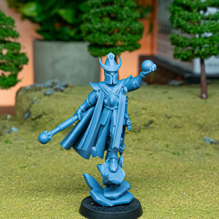 Miniatura Maga Altos Elfos resina 28mm sin pintar - Drakholm