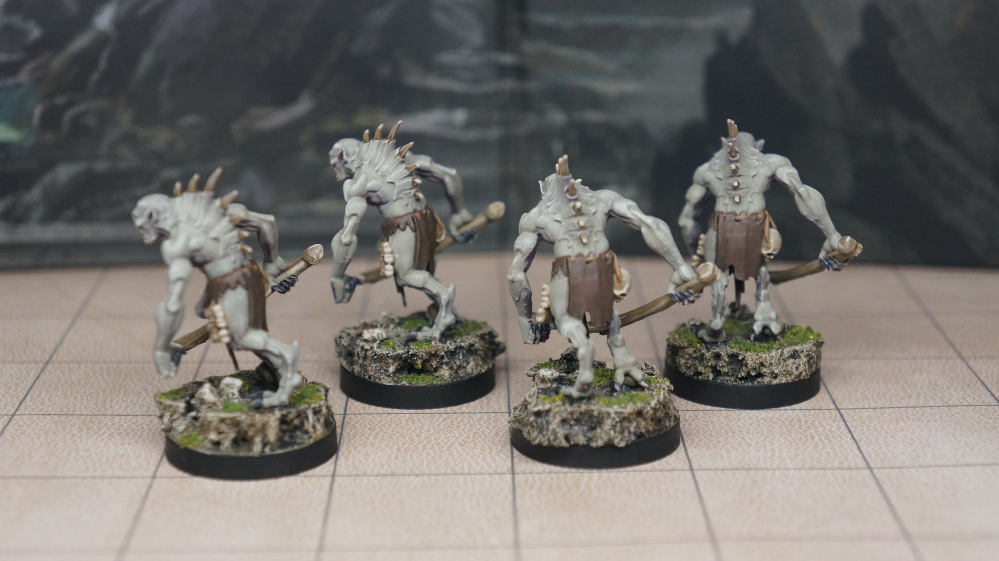 Miniatura Necrófagos Gigantes Condes Vampiro resina 28mm sin pintar - Drakholm