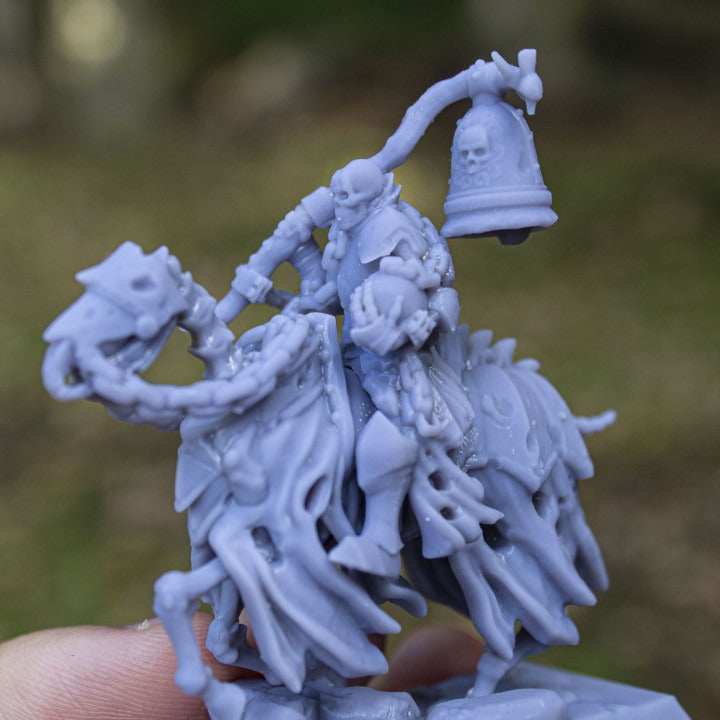 Miniatura Caballeros Oscuros No-Muertos Condes Vampiro resina 28mm sin pintar - Drakholm