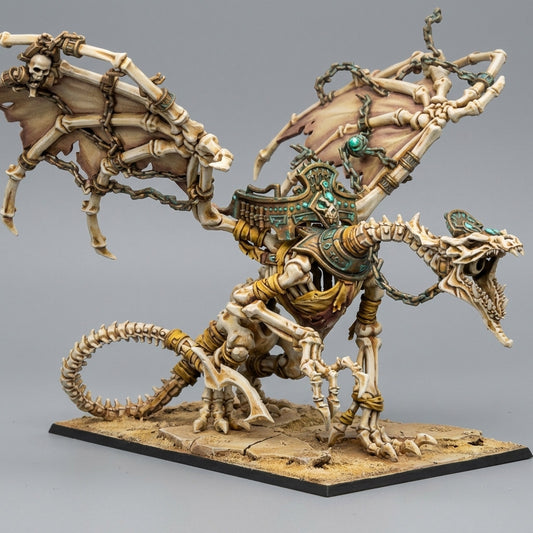 Miniatura Dragón de Hueso Reyes Funerarios resina 32mm sin pintar - Drakholm