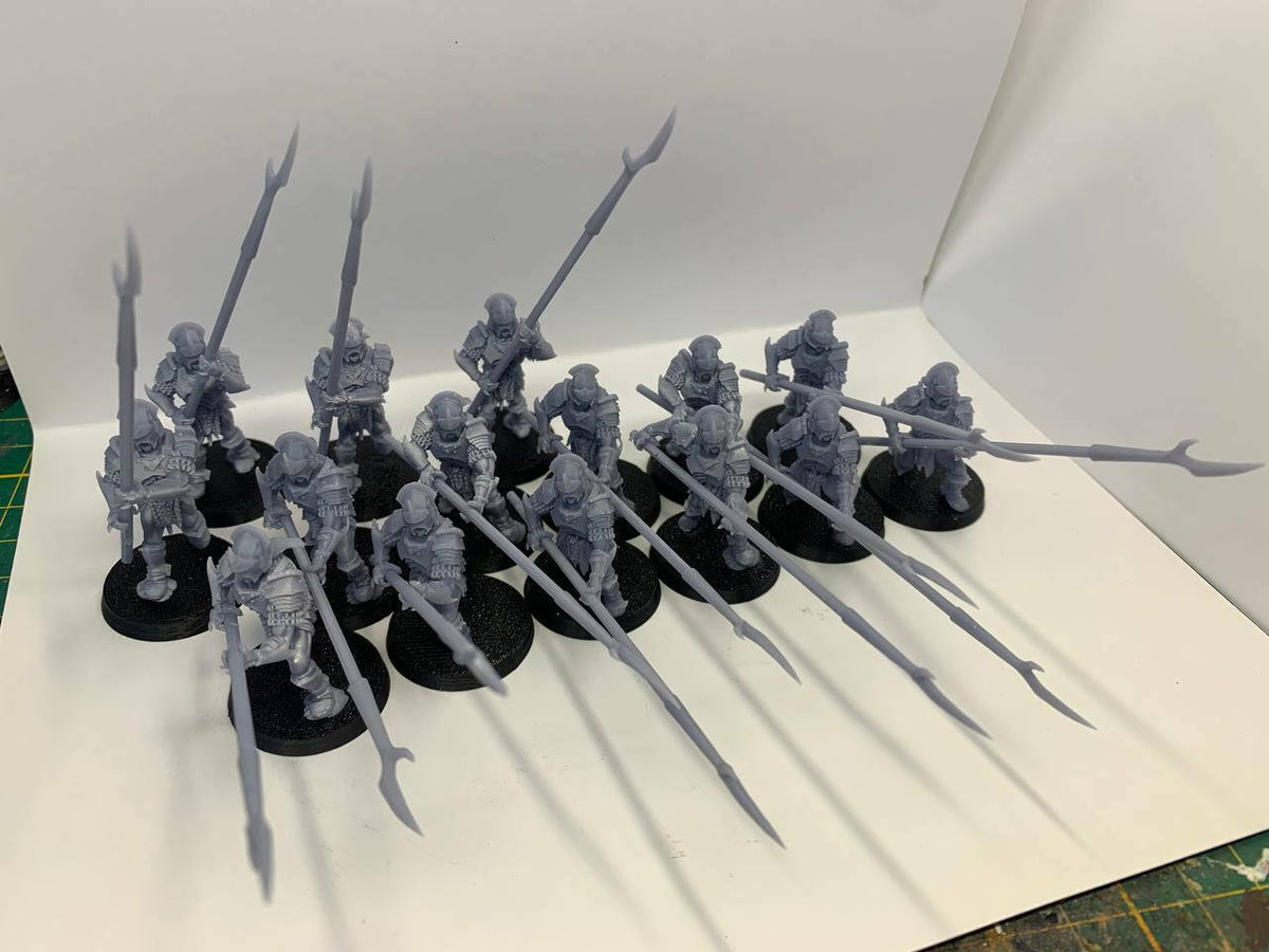 Uruk-hai de Isengard (Piquero) · Isengard · Miniatura 28mm · Drakholm