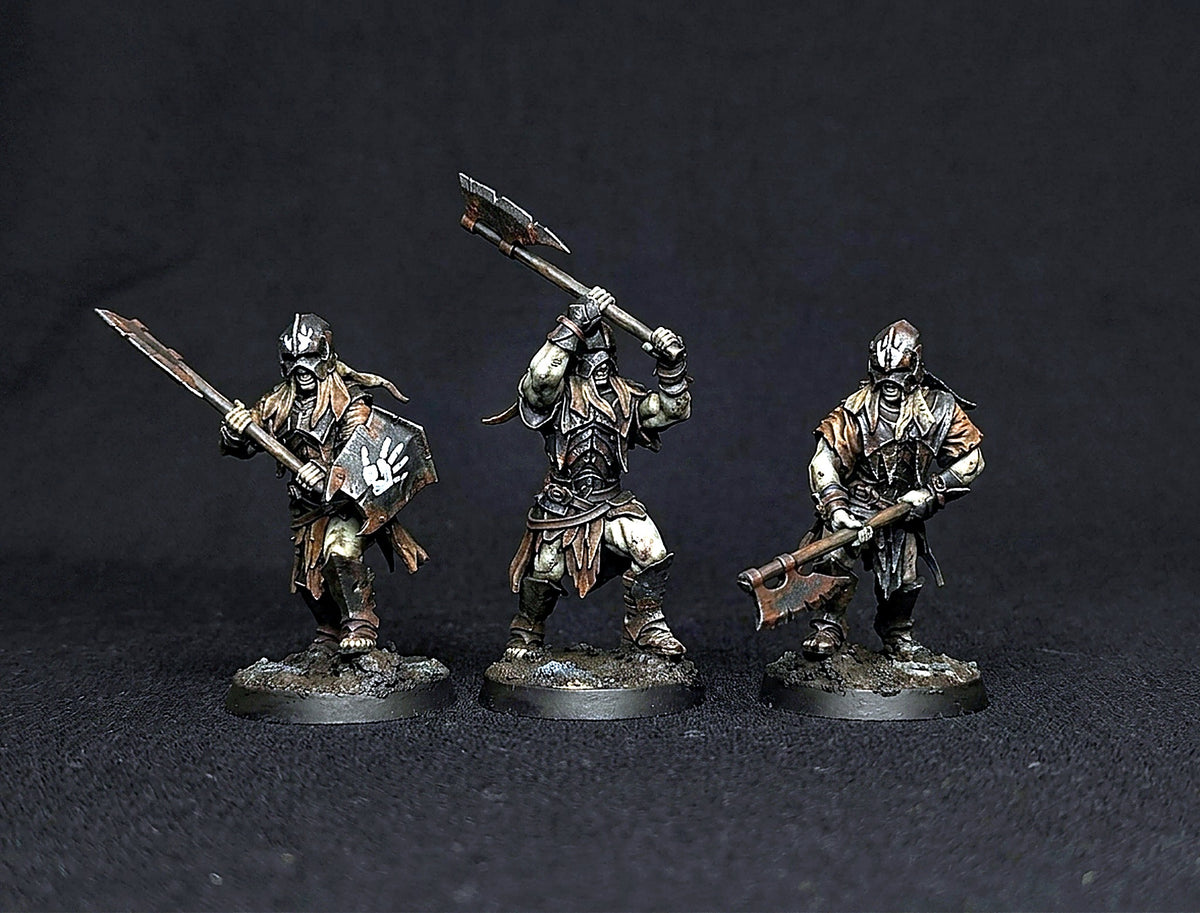 Explorador Uruk-hai de Isengard (con Hacha) · Isengard · Miniatura 28mm · Drakholm