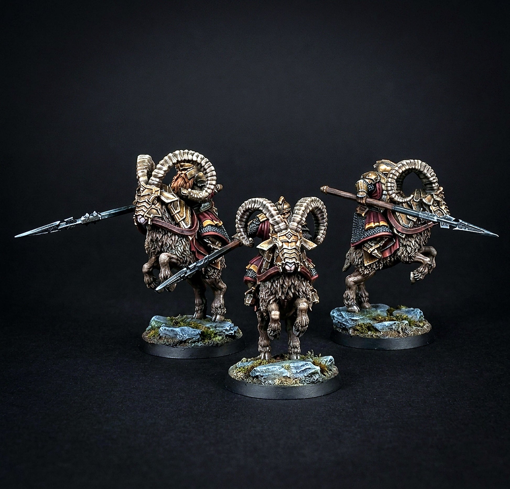 Miniatura Caballería de Carnero con Lanza de las Colinas de Hierro Colinas de Hierro resina 32mm - Drakholm