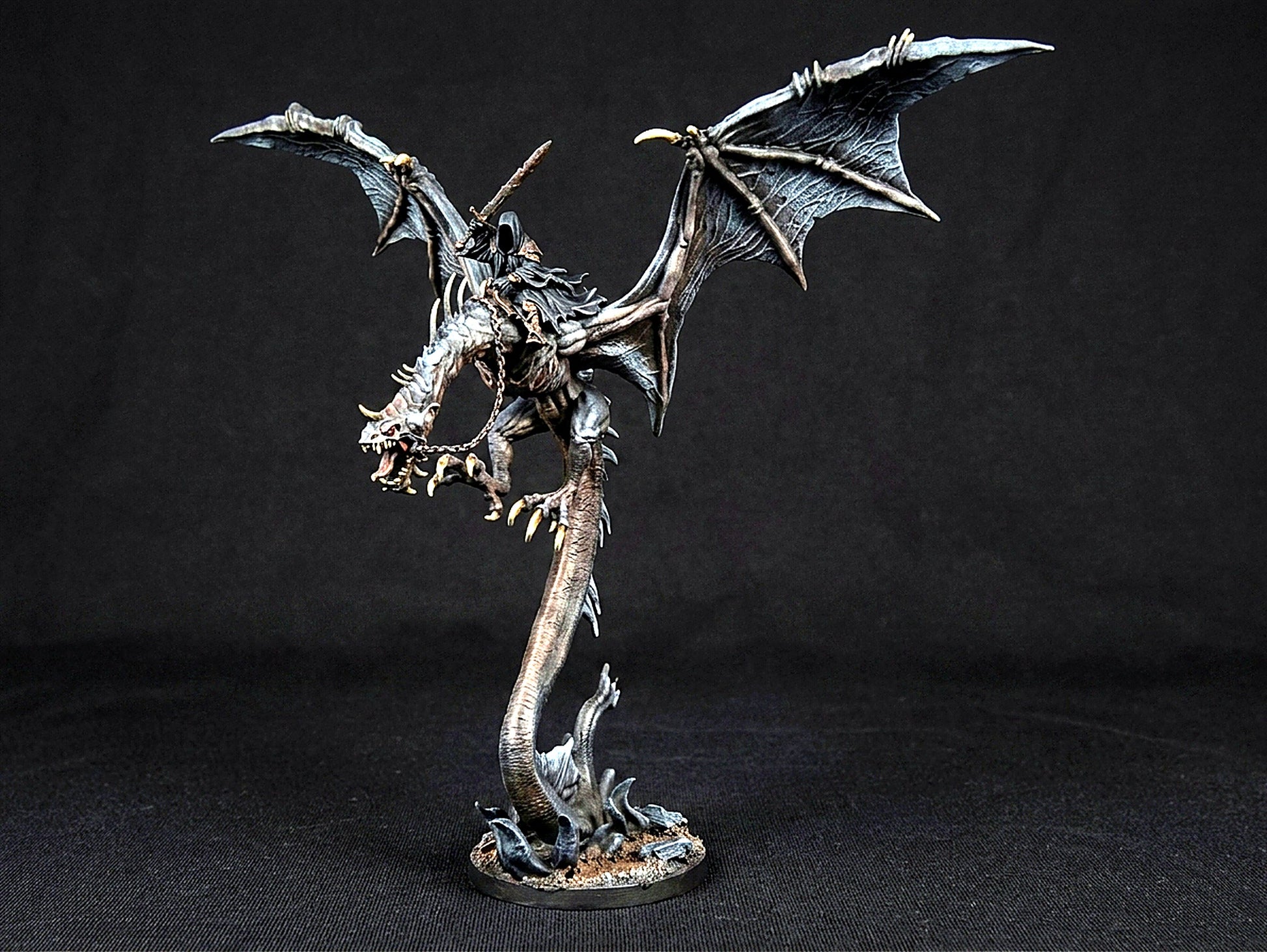 Miniatura Rey Brujo sobre Bestia Alada (versión Rey) Nazgûl resina 32mm - Drakholm