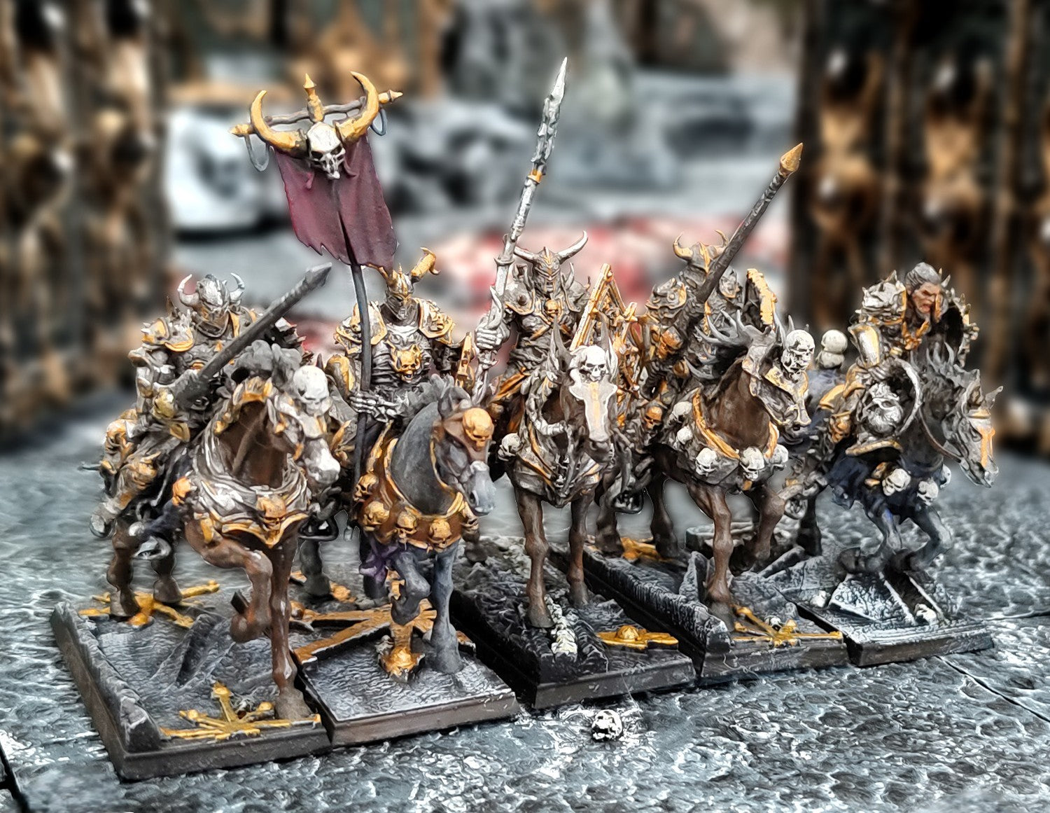 Miniatura Caballeros del Estrago Reinos del Caos resina 32mm sin pintar - Drakholm